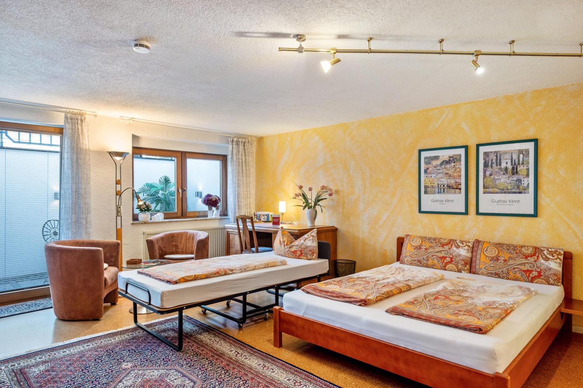 Ferienwohnung Bei Franka Mit Sauna Freiburg im Breisgau Ngoại thất bức ảnh